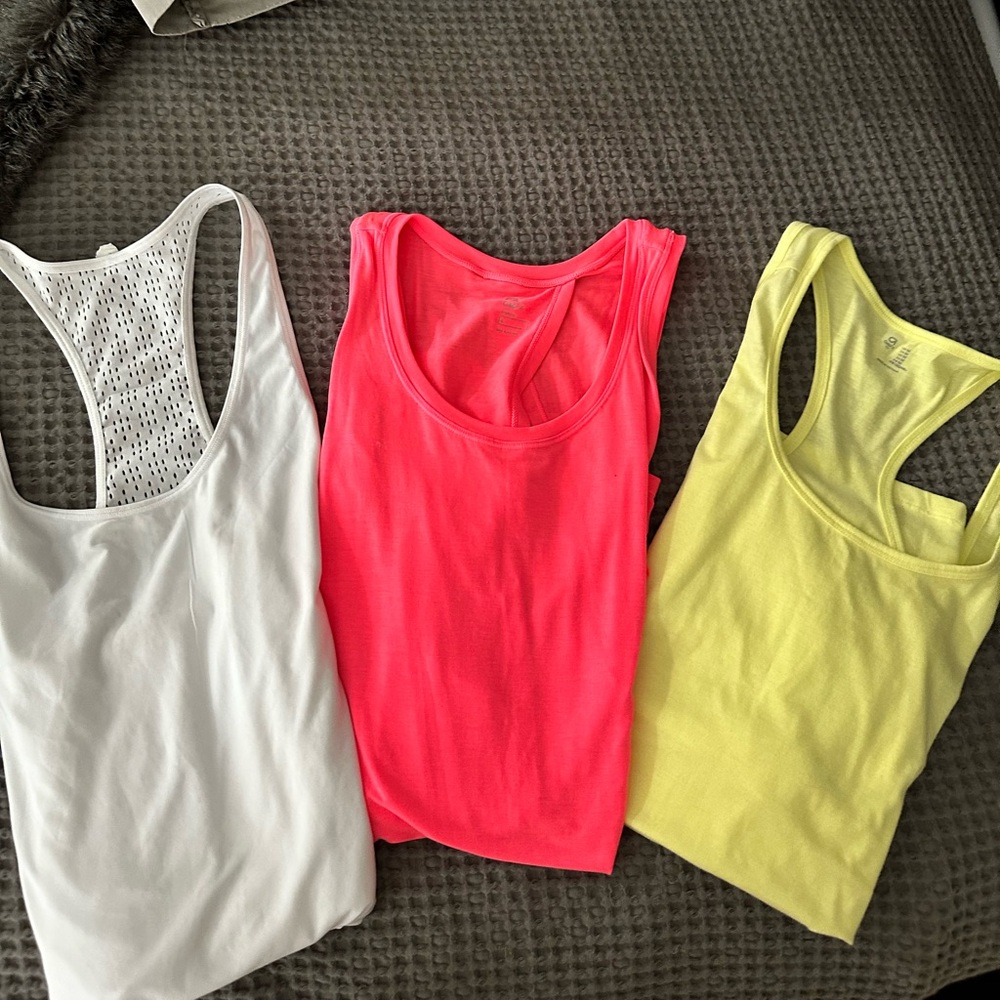 💪 Neon Gap Fit Tank Bundle